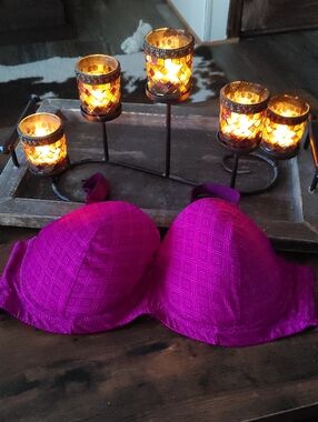 Like New Simply Emma 40B. Maroon/fuchsia Padded Underwire bra